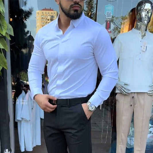Herrskjorta i slim fit, enfärgad
