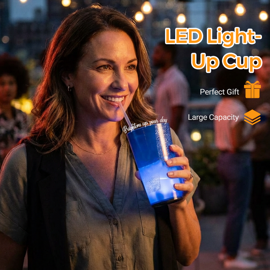LED-Mugg som Tänds vid Kontakt med Vatten